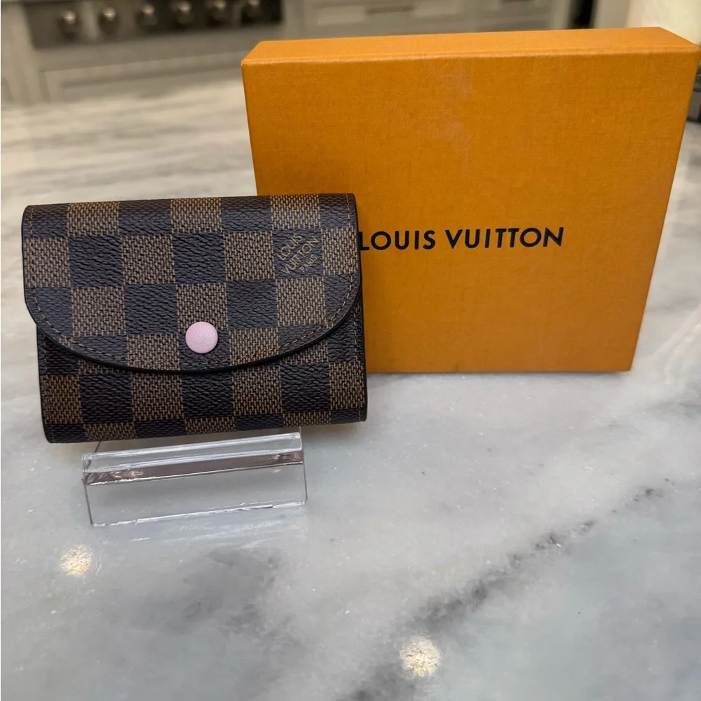 🩷NIB🩷 Louis Vuitton Damier Ebene Rosalie Wallet with Pink Leather - Full Set! - Picture 2 of 8